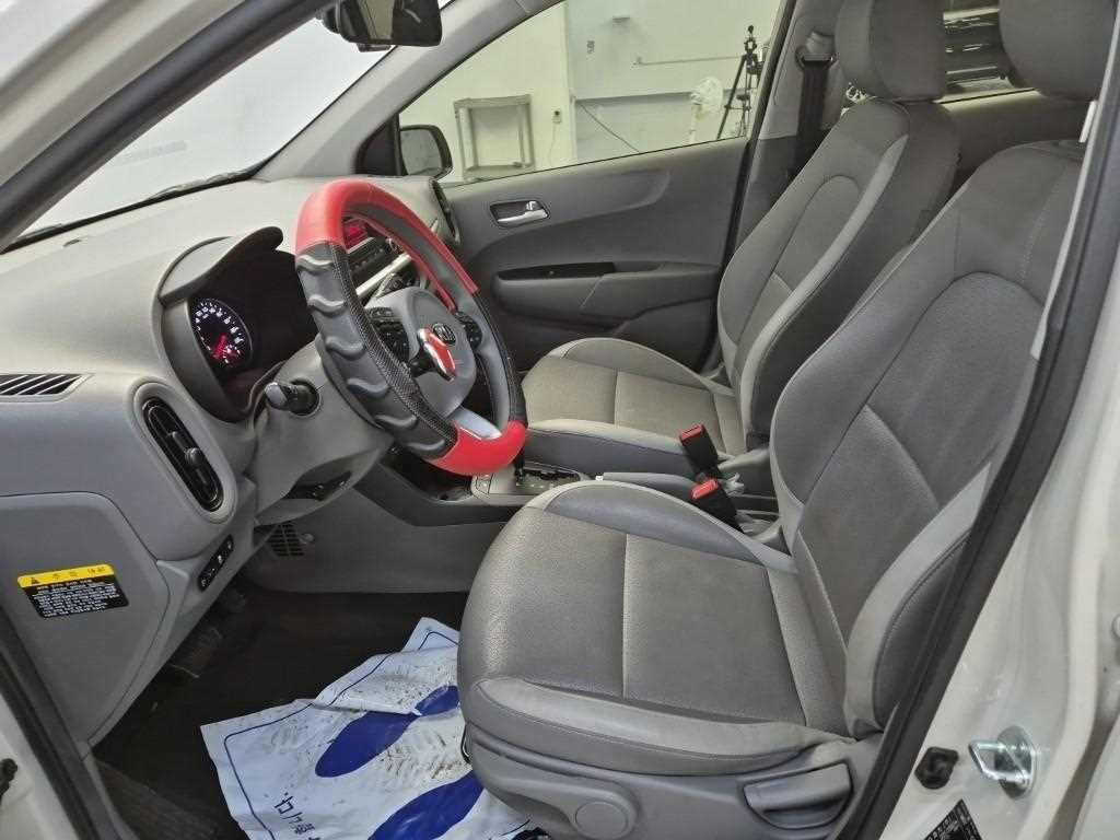 KIA Morning - Vista 11