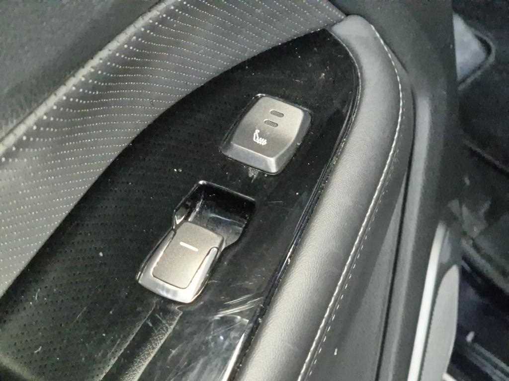 Ssangyong Rexton 2018 Negro - Importación desde Corea - HF Imports Iquique - Foto 18