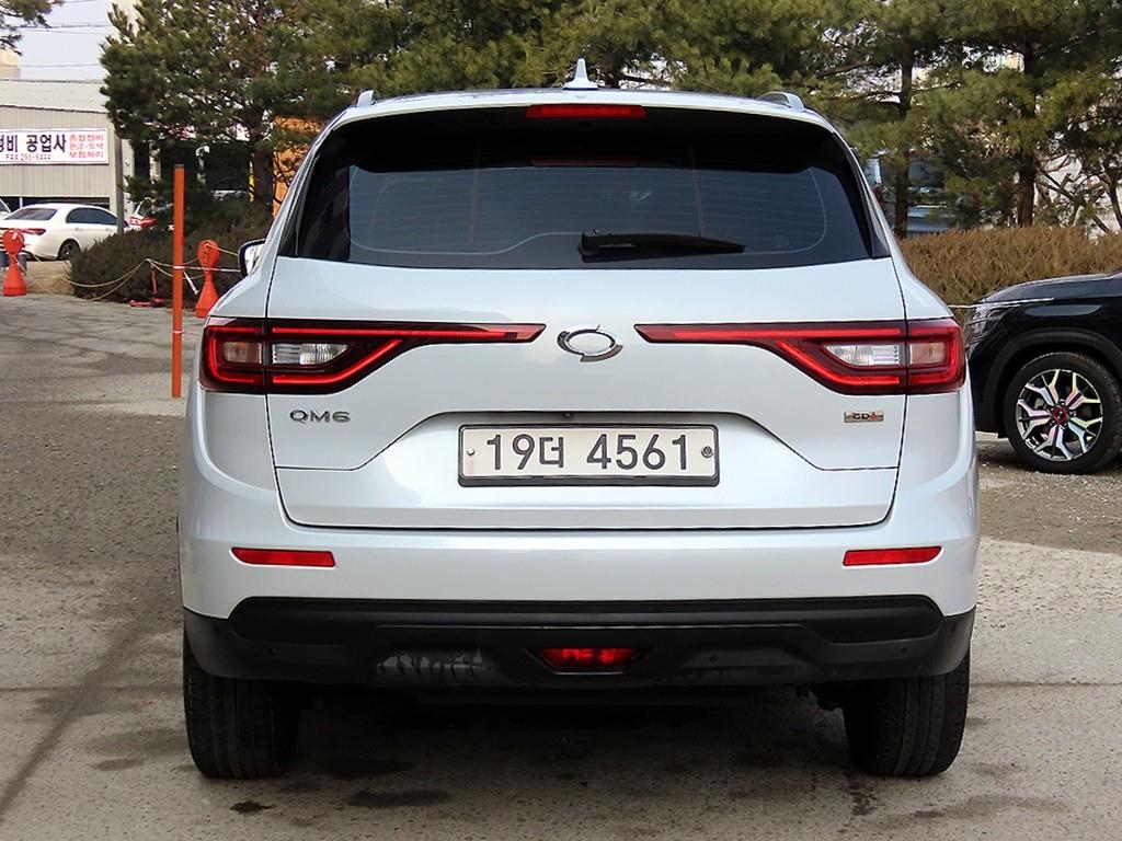 SAMSUNG QM6 - Vista 4