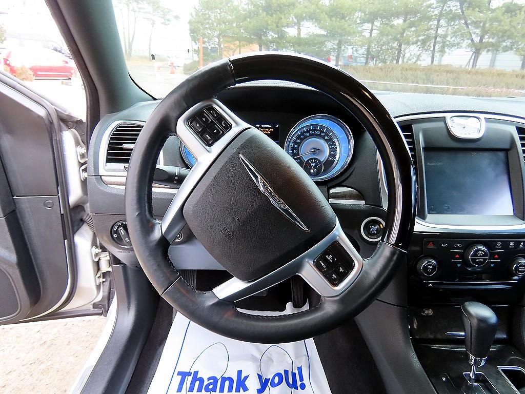 Chrysler 300C - Vista 8