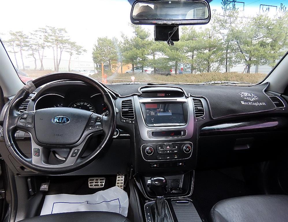 KIA Sorento - Vista 7