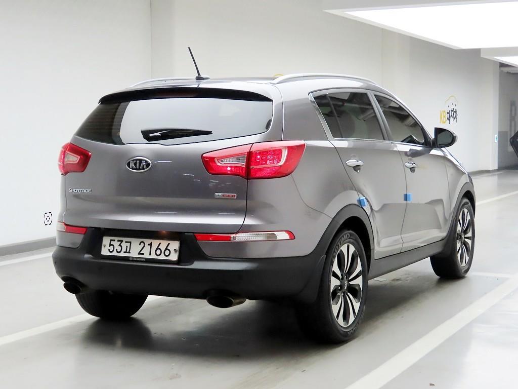 KIA Sportage - Vista 4