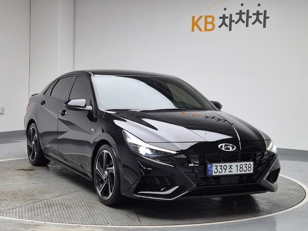 HYUNDAI Avante - Vista 4