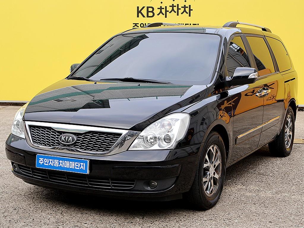 KIA Carnival - Vista 3