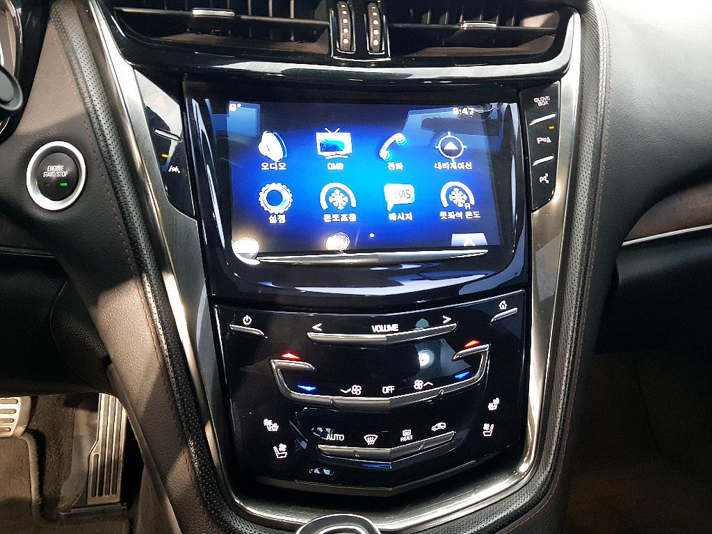 Cadillac CTS - Vista 11