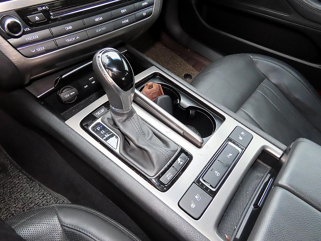 HYUNDAI Genesis 2016 Negro - Importación desde Corea - HF Imports Iquique - Foto 1