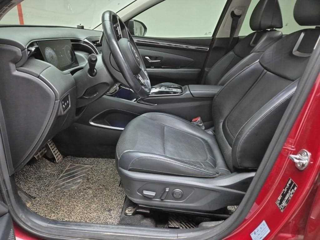 HYUNDAI Tucson - Vista 10