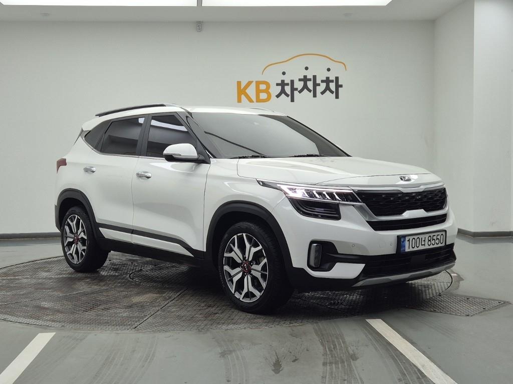 KIA Seltos - Vista 2