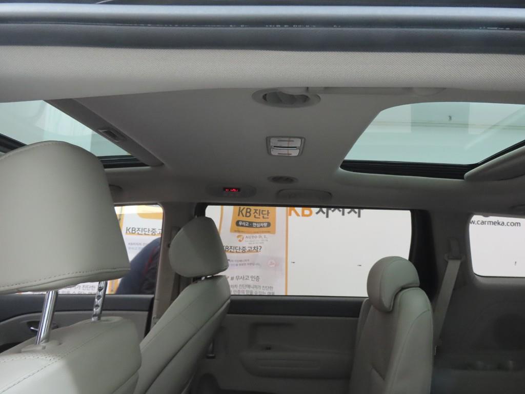 KIA Carnival 2017 - Importación desde Corea - HF Imports Iquique - Foto 19