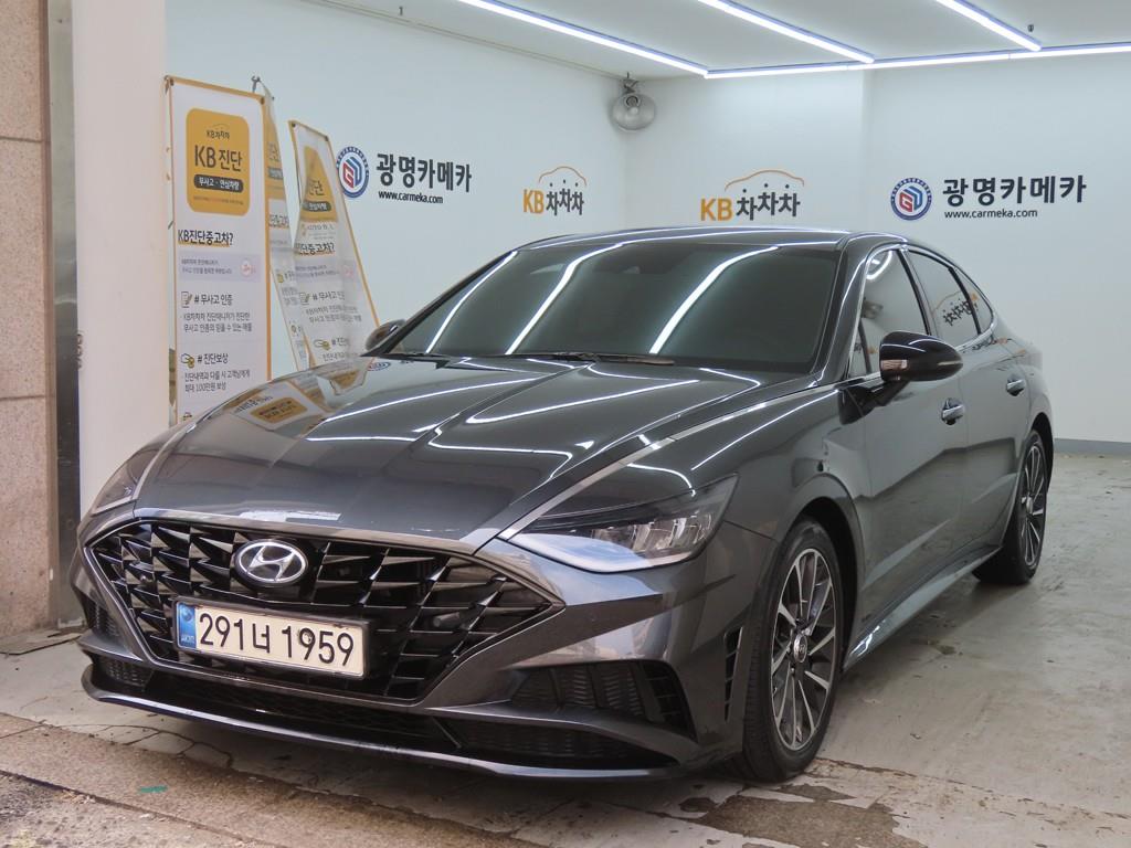 HYUNDAI Sonata - Vista 2