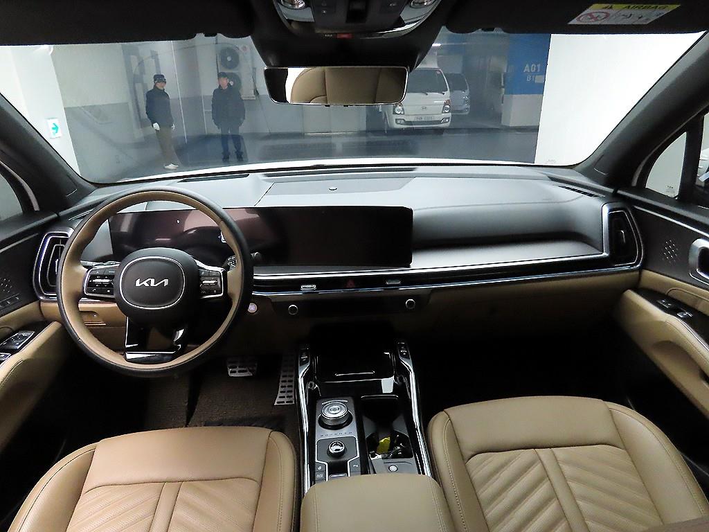 KIA Sorento - Vista 8