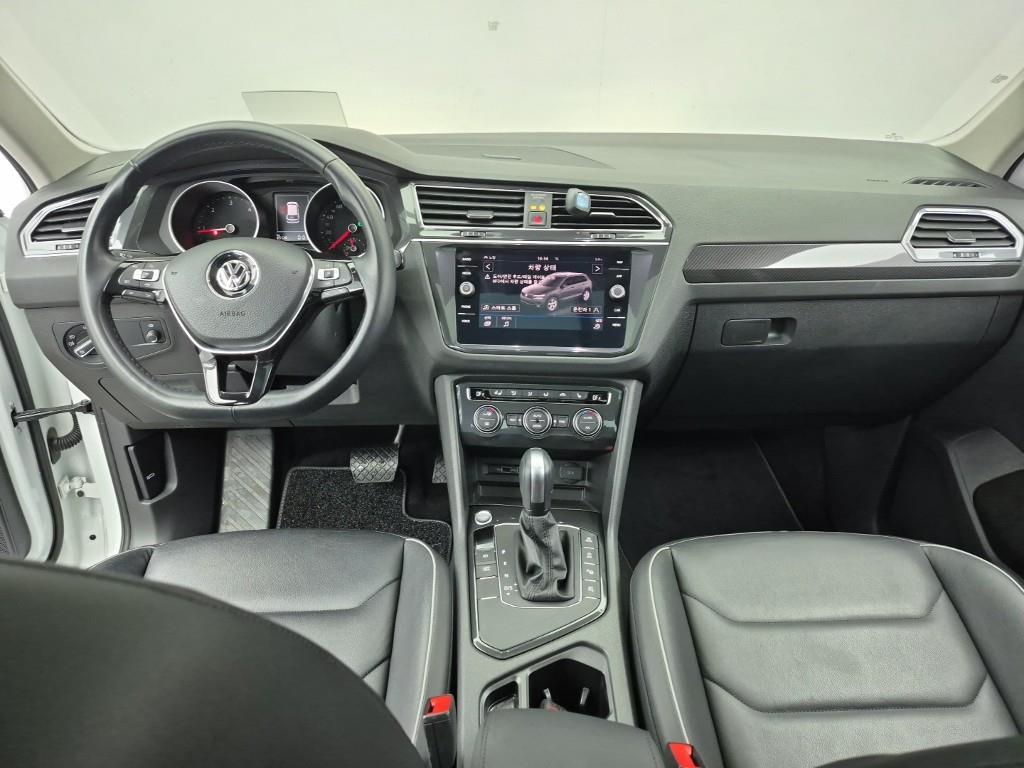 Volkswagen Tiguan - Vista 5