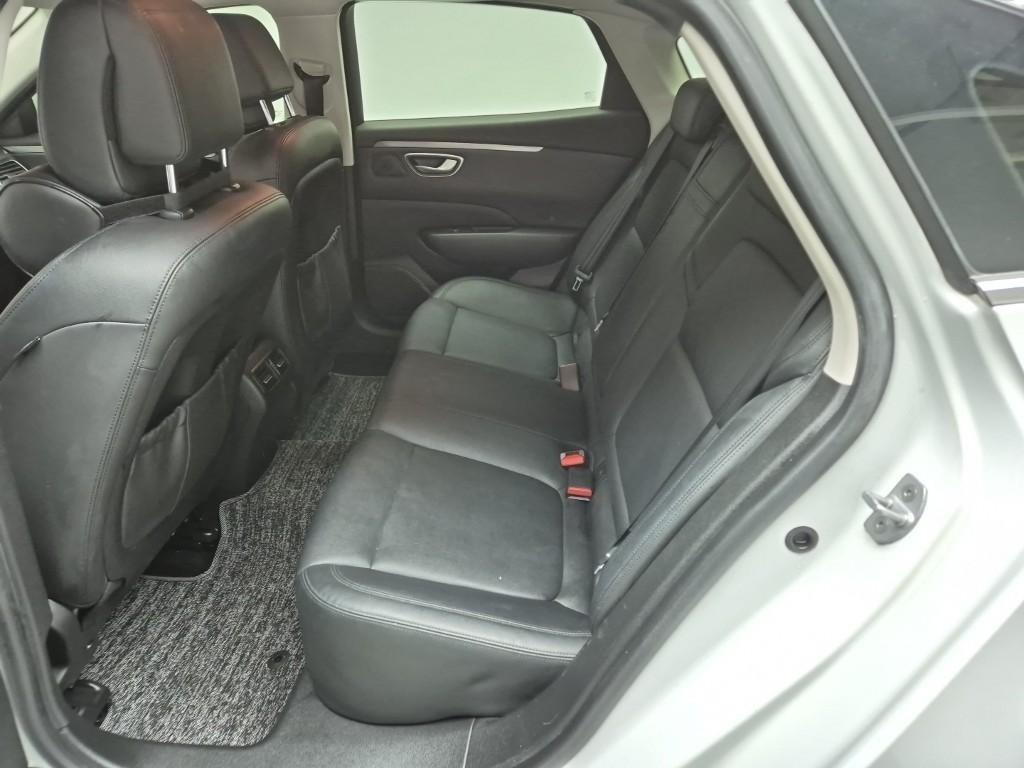 SAMSUNG SM6 - Vista 12