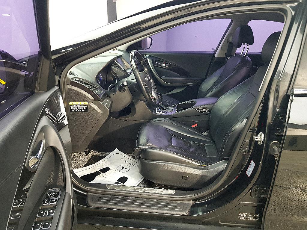 HYUNDAI Grandeur - Vista 8