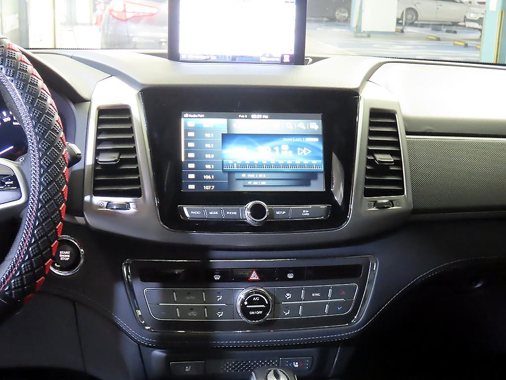 Ssangyong Rexton - Vista 11
