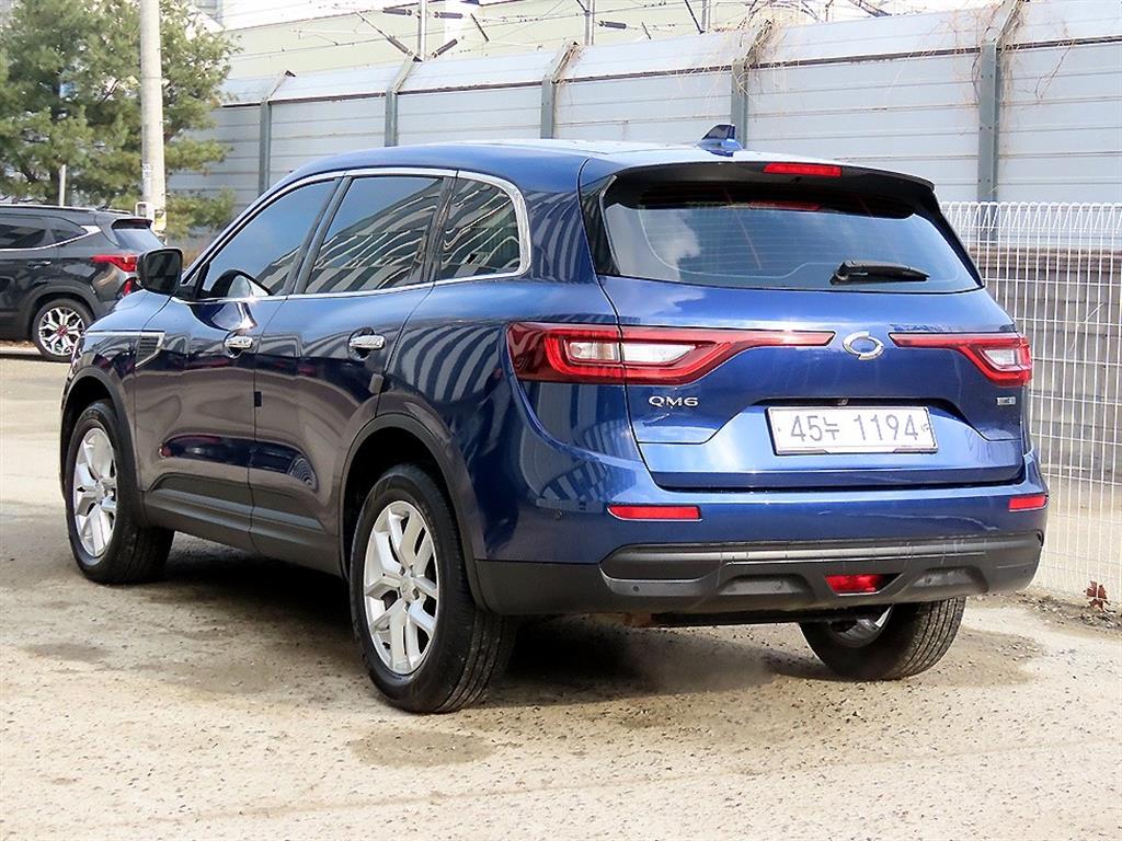 SAMSUNG QM6 - Vista 3