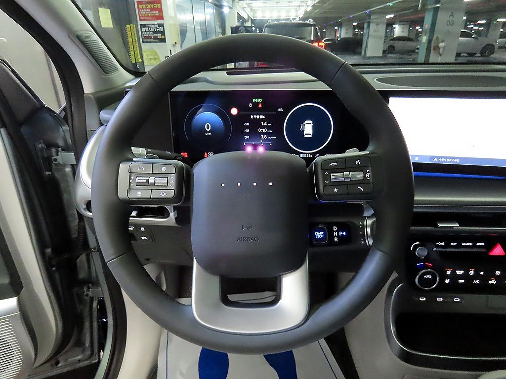 HYUNDAI IONIQ 9 - Vista 8