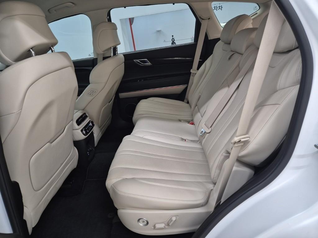 Genesis GV80 - Vista 12