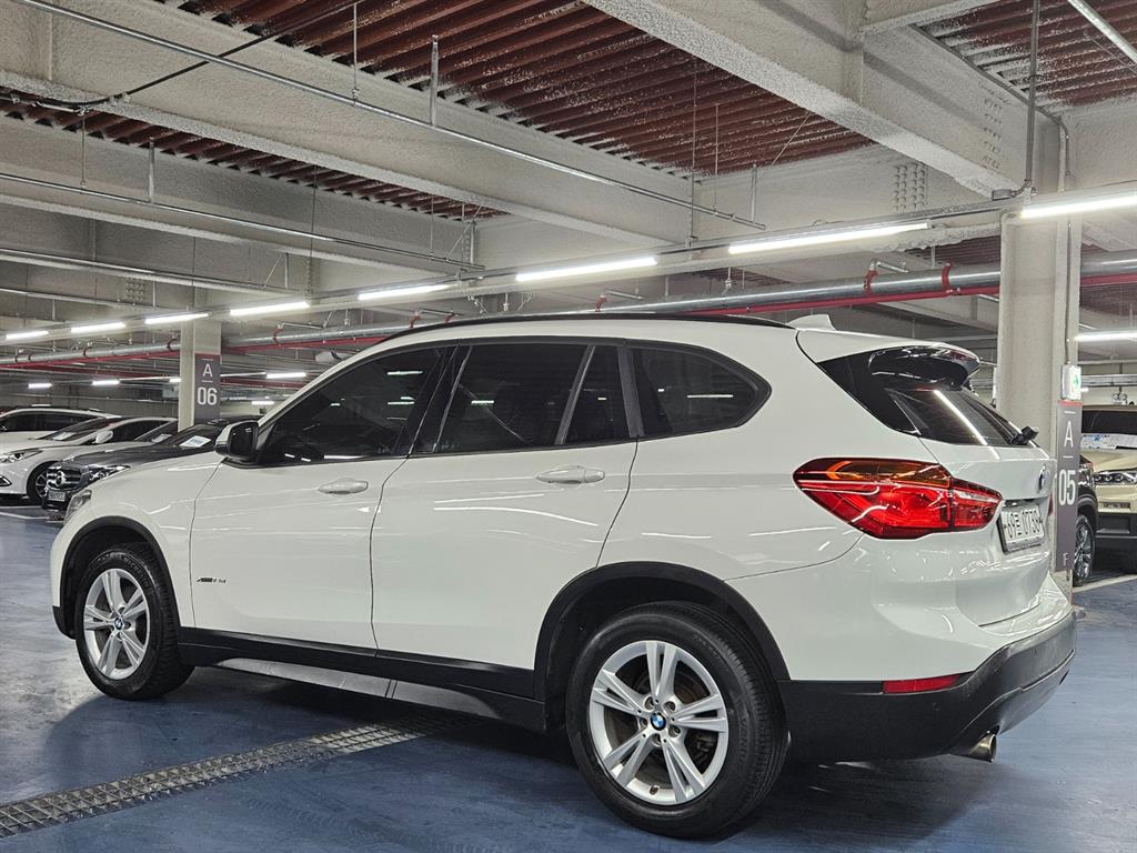 BMW X1 - Vista 6