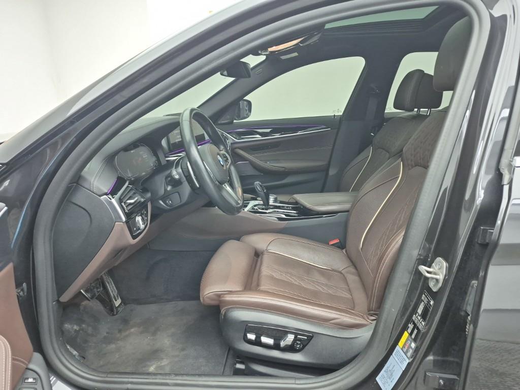 BMW 5 Series - Vista 11