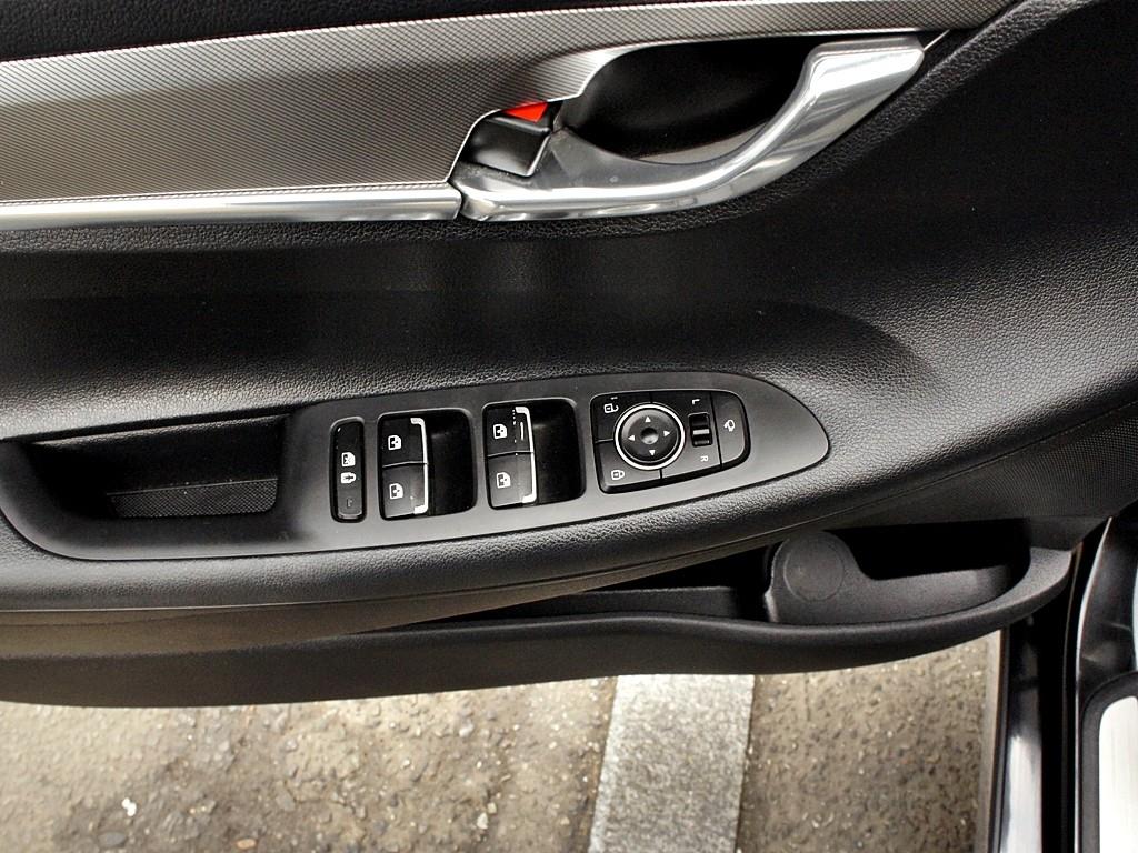 HYUNDAI Grandeur 2020 Negro - Importación desde Corea - HF Imports Iquique - Foto 13