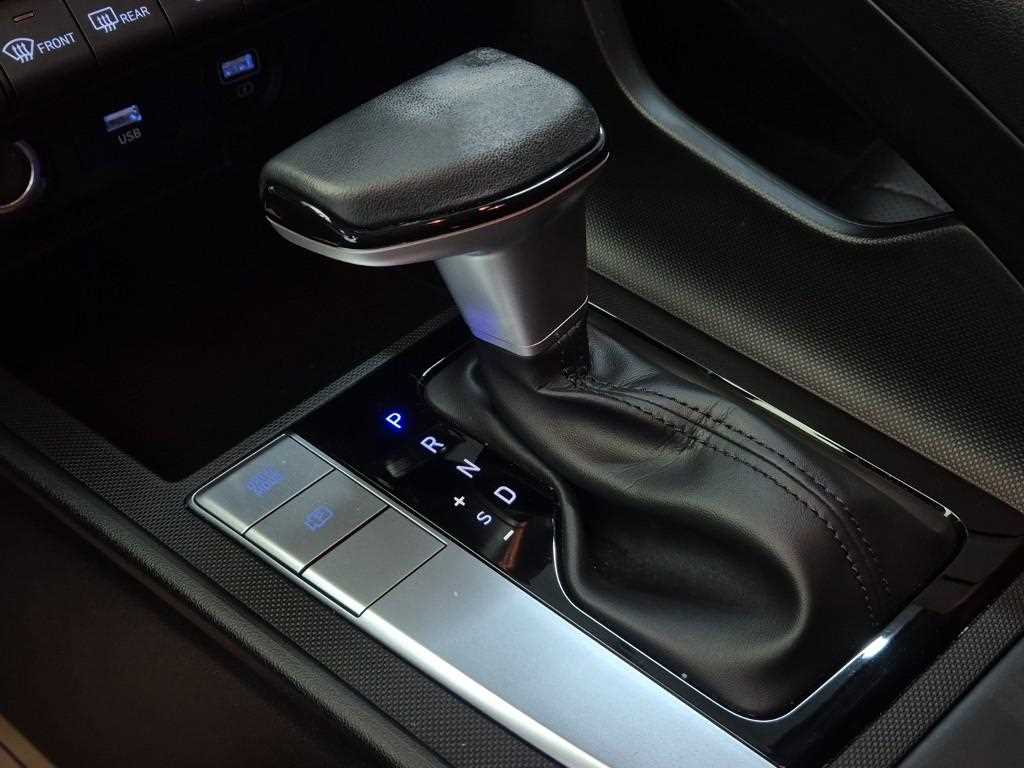 HYUNDAI Avante - Vista 8