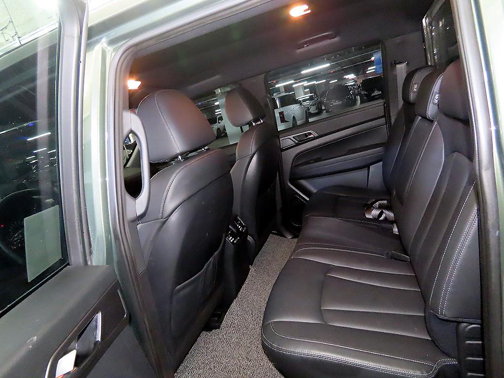 Ssangyong Rexton - Vista 7