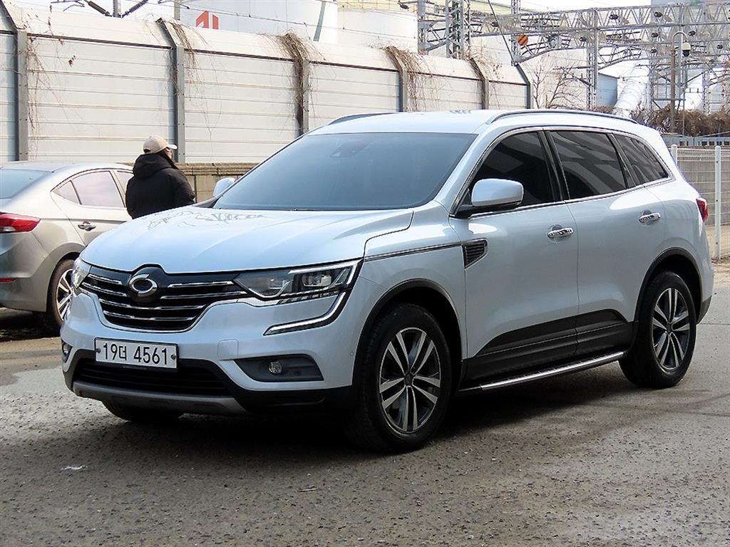 SAMSUNG QM6 - Vista 2