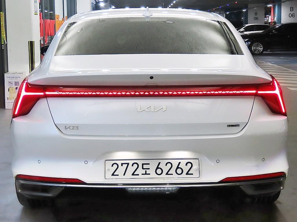 KIA K8 - Vista 5