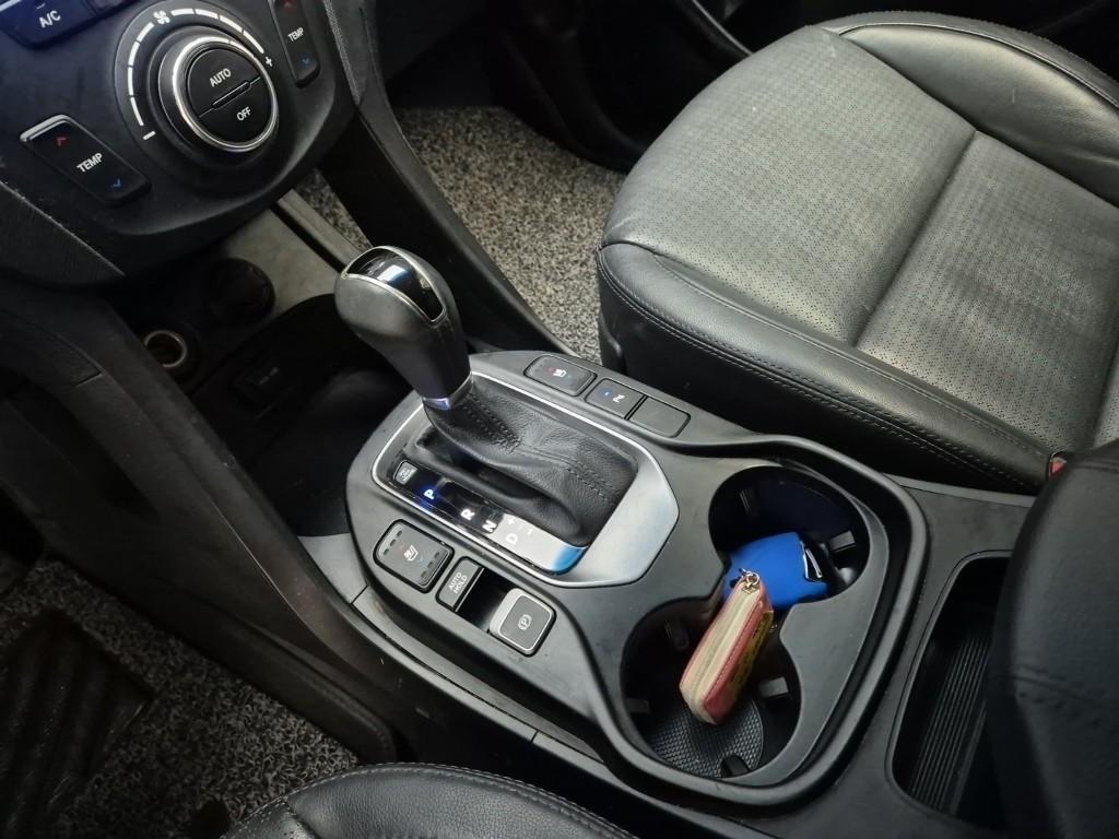 HYUNDAI Santa Fe - Vista 8