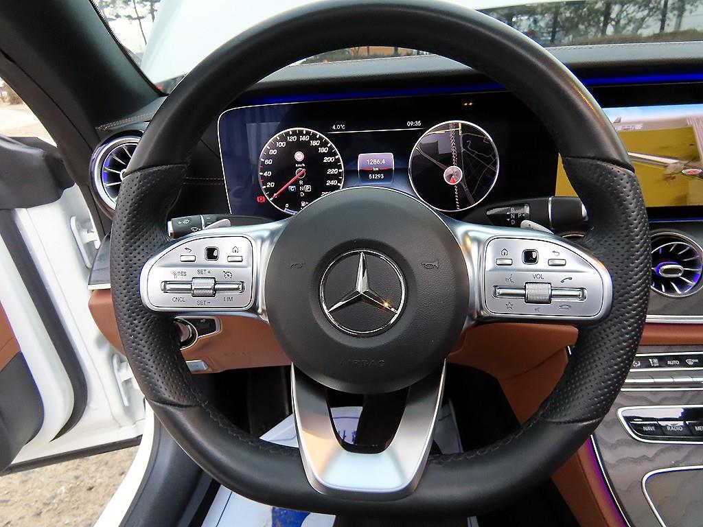 Mercedes Benz E class - Vista 8