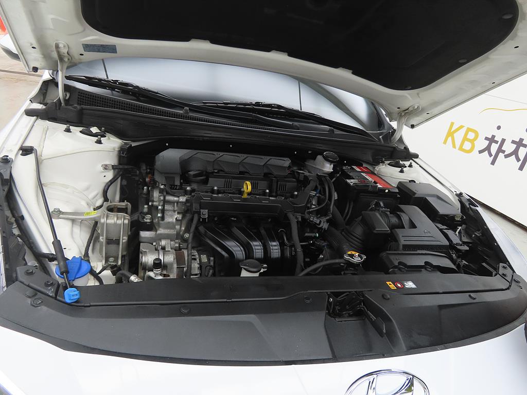 HYUNDAI Avante 2023 Blanco - Importación desde Corea - HF Imports Iquique - Foto 19