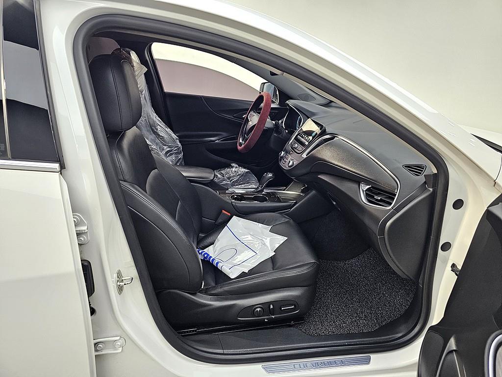 Chevrolet Malibu 2017 Blanco - Importación desde Corea - HF Imports Iquique - Foto 20