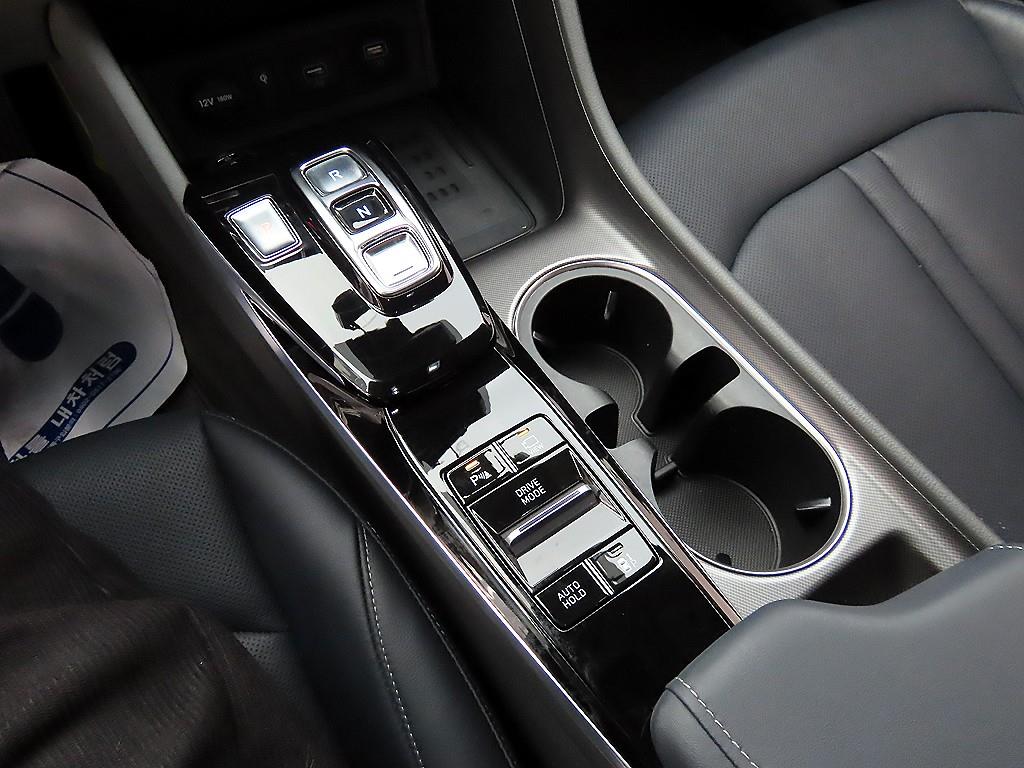 HYUNDAI Sonata - Vista 11