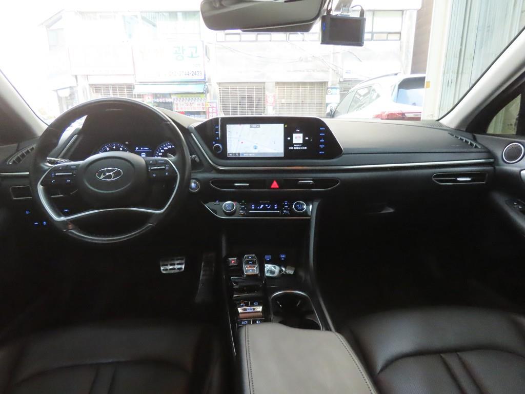 HYUNDAI Sonata - Vista 7