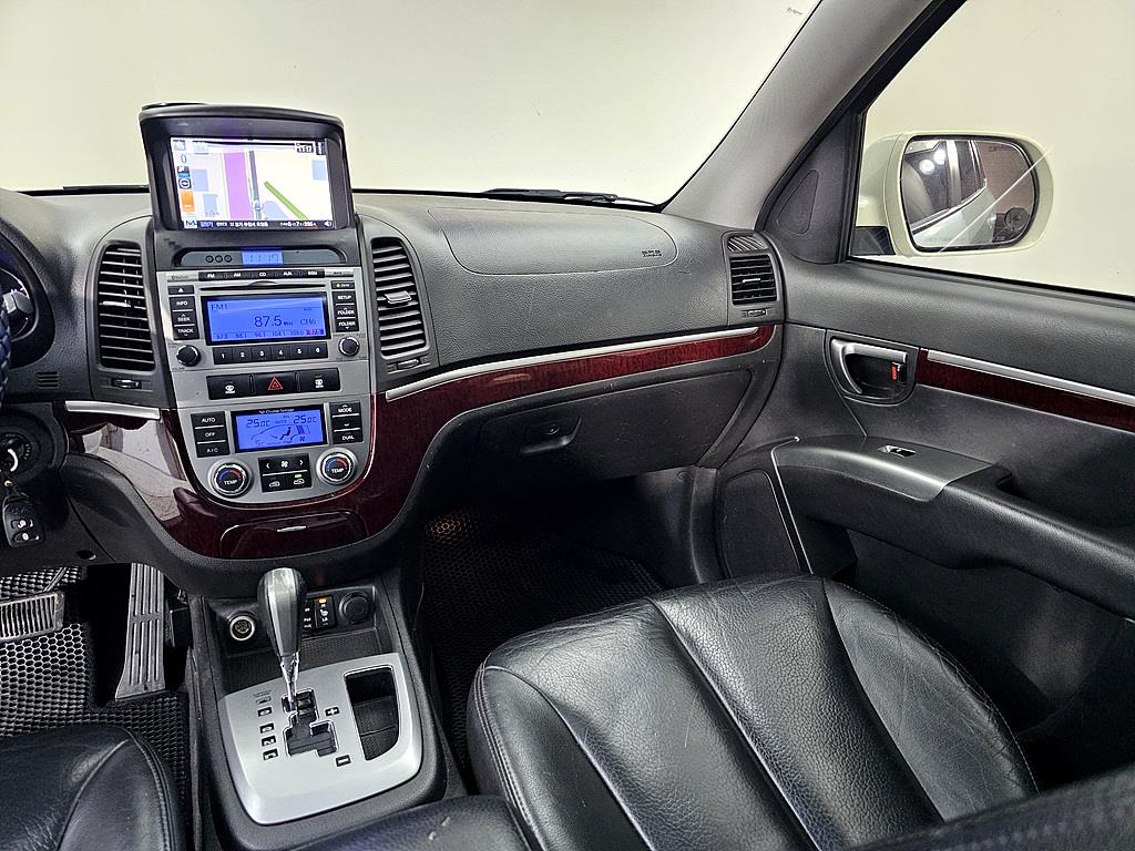 HYUNDAI Santa Fe - Vista 9