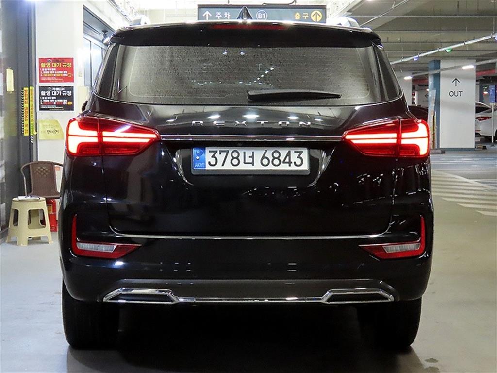 Ssangyong Rexton - Vista 5