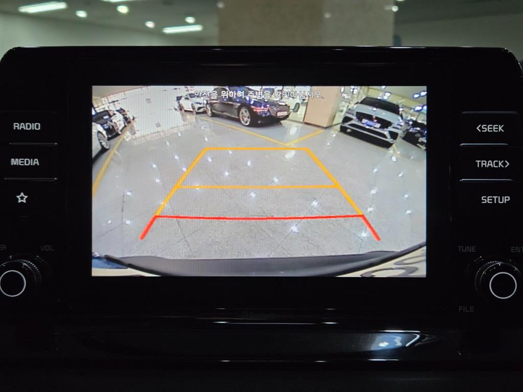 KIA Seltos - Vista 12