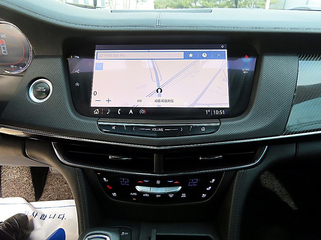 Cadillac CT6 - Vista 12