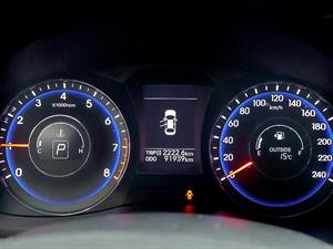 HYUNDAI i40 - Vista 12