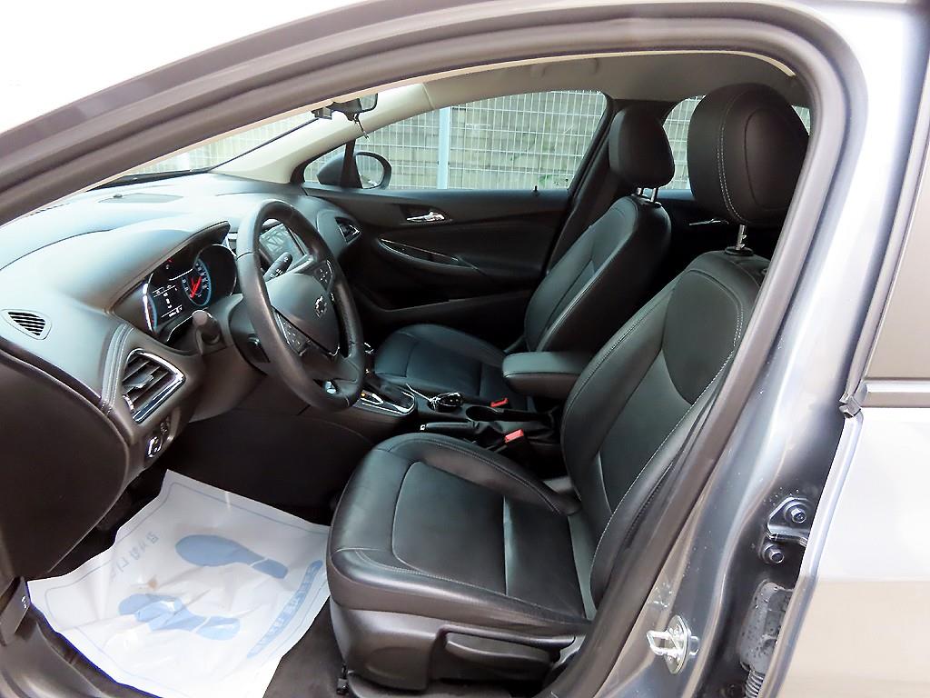 Chevrolet Cruise - Vista 5