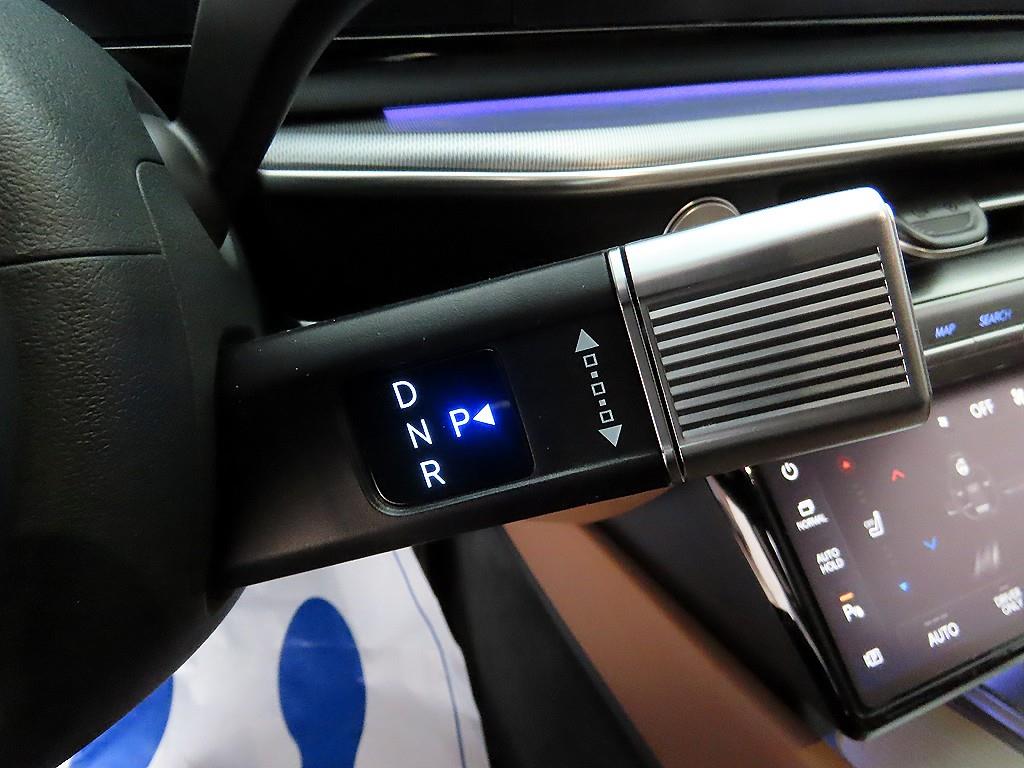 HYUNDAI Grandeur - Vista 11