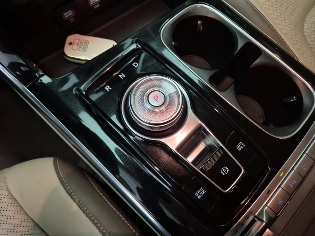 KIA Carnival - Vista 7