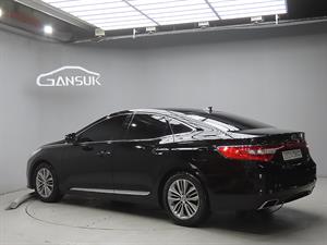 HYUNDAI Grandeur - Vista 6