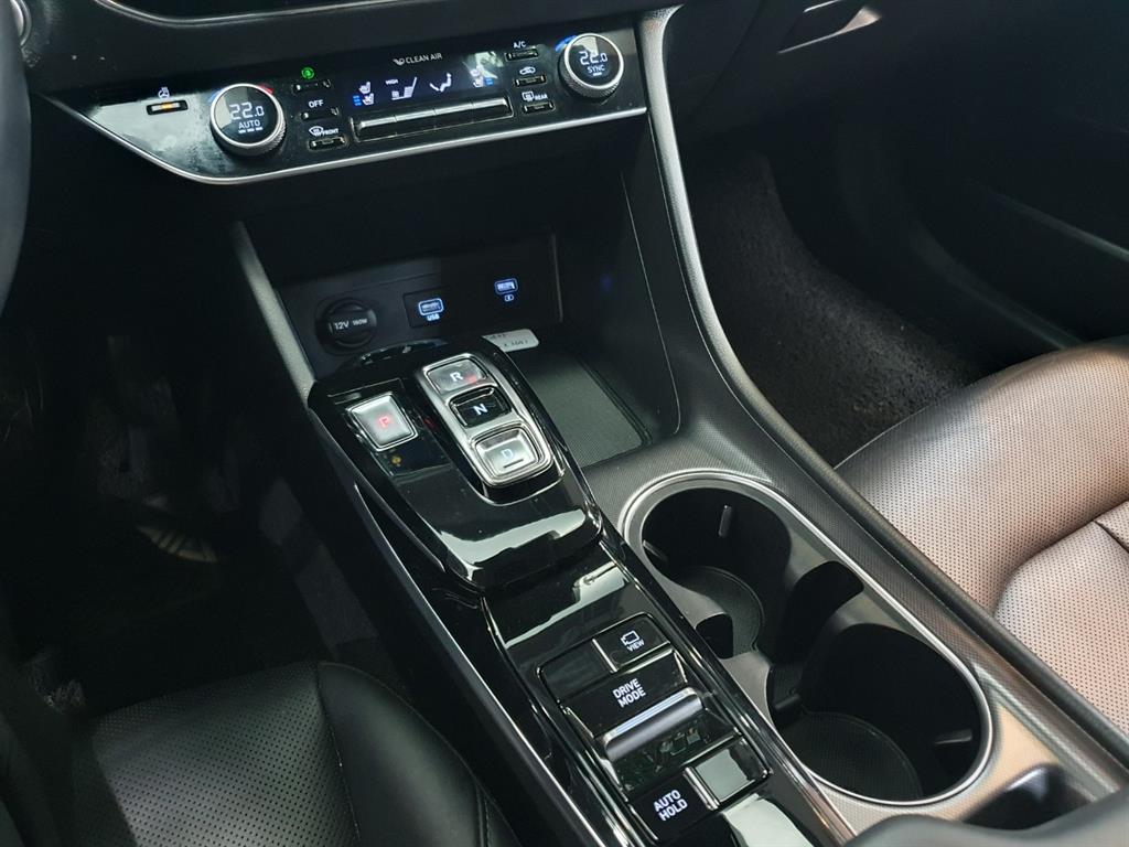 HYUNDAI Sonata - Vista 11