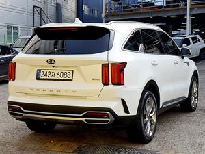 KIA Sorento - Vista 8