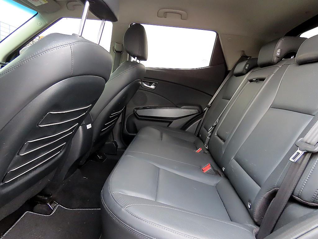 Ssangyong Tivoli - Vista 6