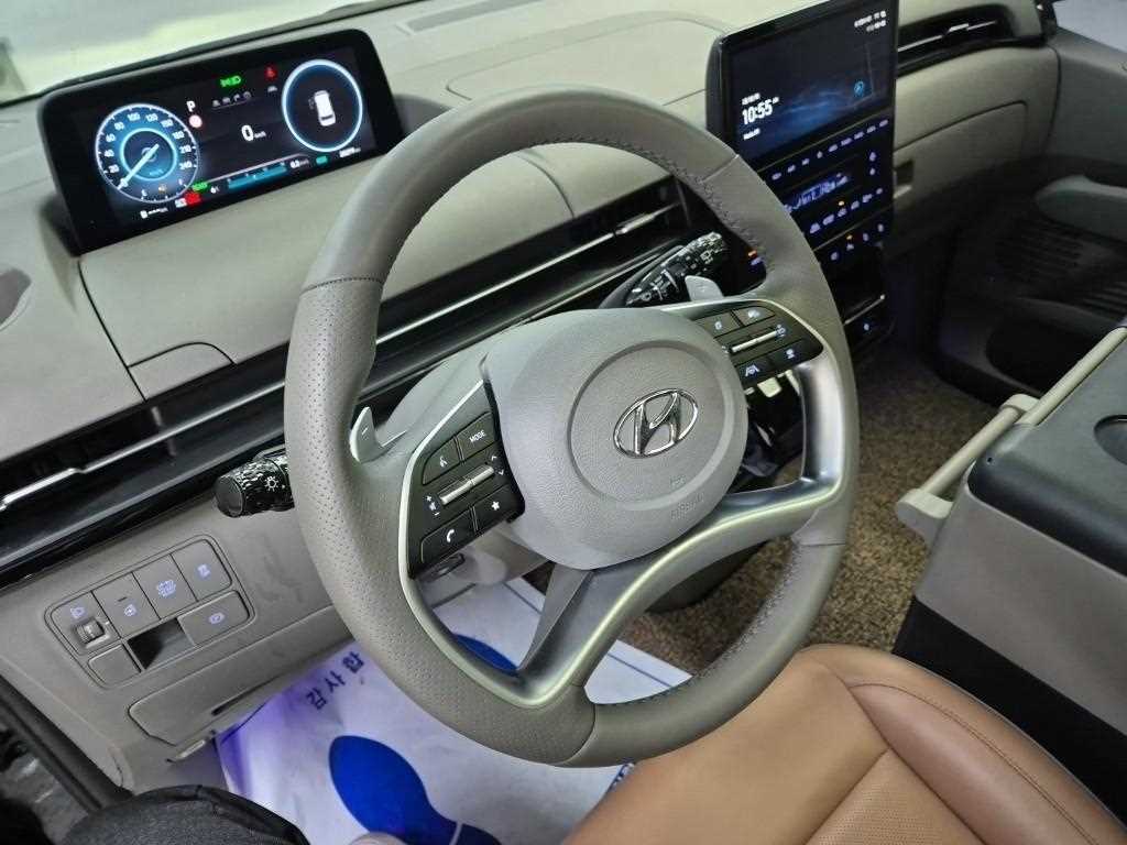 HYUNDAI Staria - Vista 9