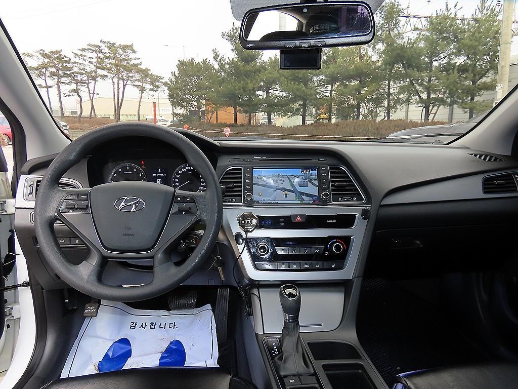 HYUNDAI Sonata - Vista 7