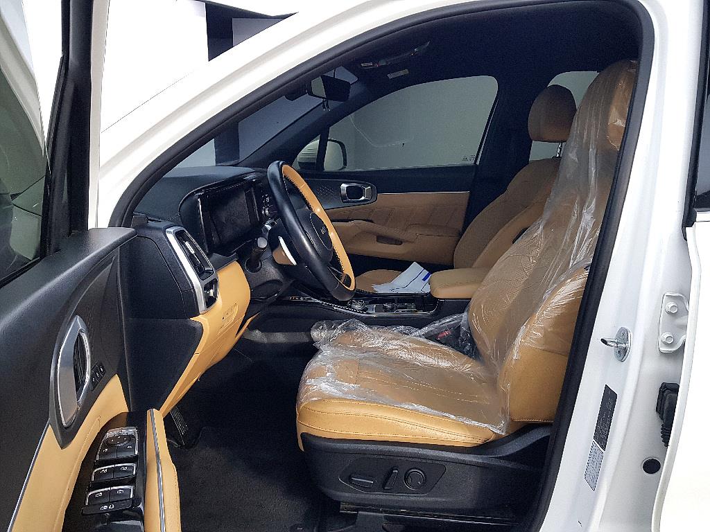 KIA Sorento - Vista 8